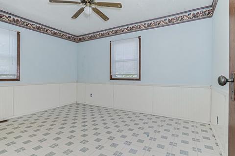 703 E Main St, Cornell, IL 61319 photo 17