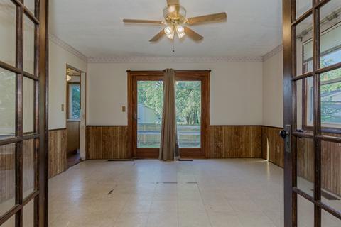 703 E Main St, Cornell, IL 61319 photo 7