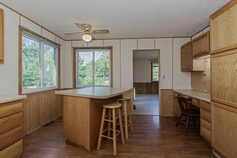 703 E Main St, Cornell, IL 61319 photo 10