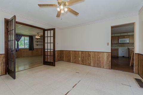 703 E Main St, Cornell, IL 61319 photo 8