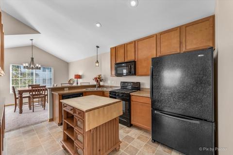 2116 Concord Dr, Mchenry, IL 60050 photo 11
