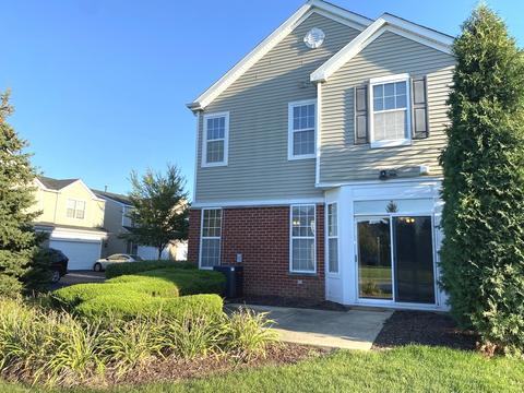 5015 Corning Ct, Plainfield, IL 60586 photo 2