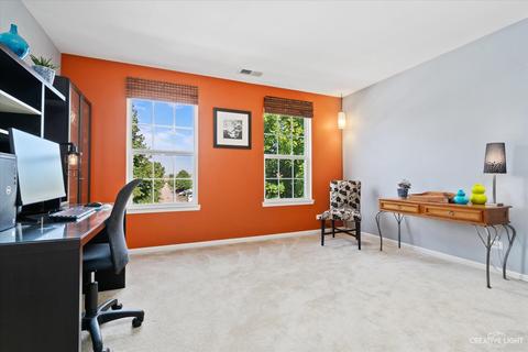 207 Garden Dr, Elgin, IL 60124 photo 14