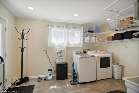 625 Ash Rd, Hoffman Estates, IL 60169 photo 21