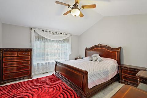 3327 Rosecroft Ln, Naperville, IL 60564 photo 16
