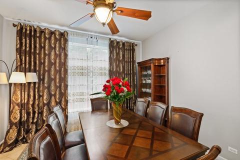 3327 Rosecroft Ln, Naperville, IL 60564 photo 5