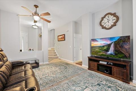 3327 Rosecroft Ln, Naperville, IL 60564 photo 3
