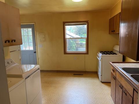 1209 Sunset Dr, Holiday Hills, IL 60051 photo 9