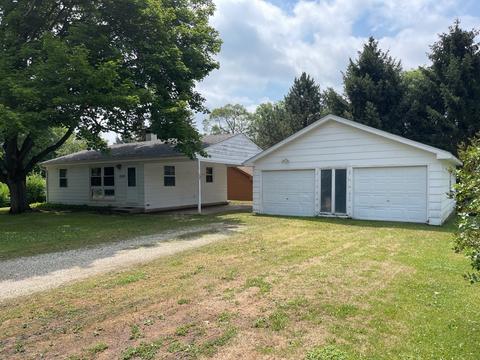 1209 Sunset Dr, Holiday Hills, IL 60051 photo 2