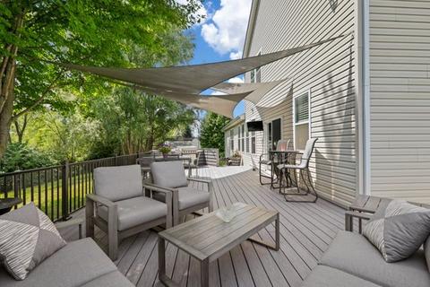 6 Plainview Ct, Bolingbrook, IL 60440 photo 39