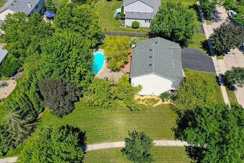 860 Roaring Brook Ln, Algonquin, IL 60102 photo 45