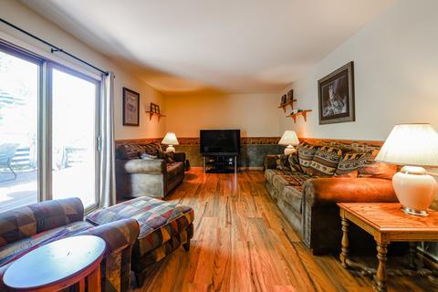 860 Roaring Brook Ln, Algonquin, IL 60102 photo 12