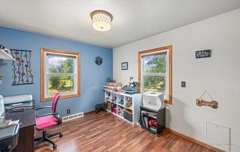 6107 E Mcgregor Rd, Byron, IL 61010 photo 12