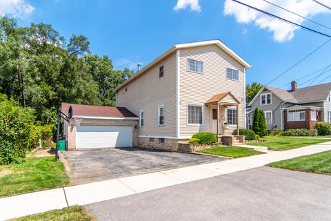 308 E 18th St, Lockport, IL 60441 photo 3