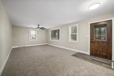 748 1st Ave, Morris, IL 60450 photo 5