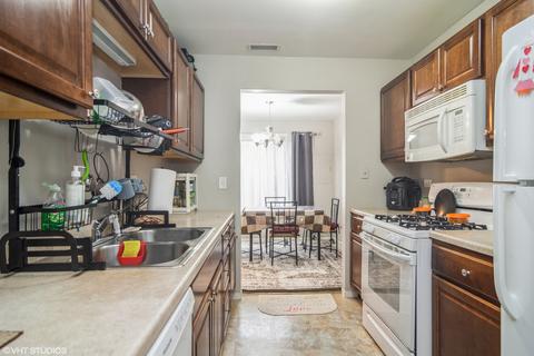 1801 Raleigh Ln, Hoffman Estates, IL 60169 photo 7