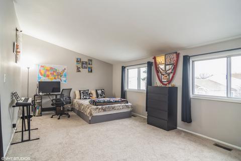 1801 Raleigh Ln, Hoffman Estates, IL 60169 photo 12