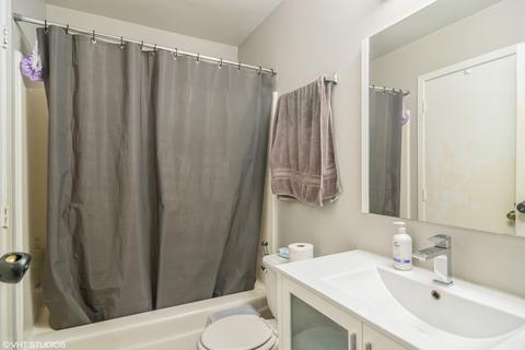 1801 Raleigh Ln, Hoffman Estates, IL 60169 photo 16