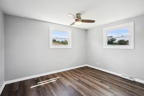 16210 Hermitage Ave, Markham, IL 60428 photo 9