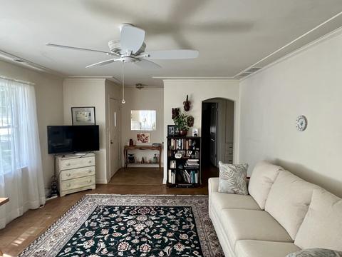 2246 Covert Rd, Glenview, IL 60025 photo 4
