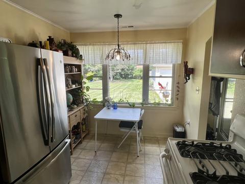 2246 Covert Rd, Glenview, IL 60025 photo 8