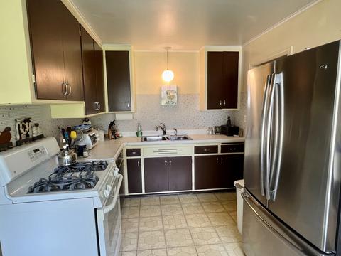 2246 Covert Rd, Glenview, IL 60025 photo 7