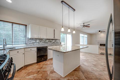 185 Aberdeen Dr, Algonquin, IL 60102 photo 15