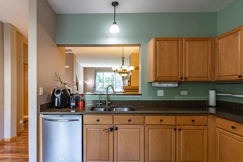 1759 Sienna Ct, Wheeling, IL 60090 photo 7