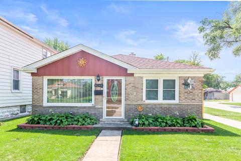 8245 44th St, Lyons, IL 60534 photo 1