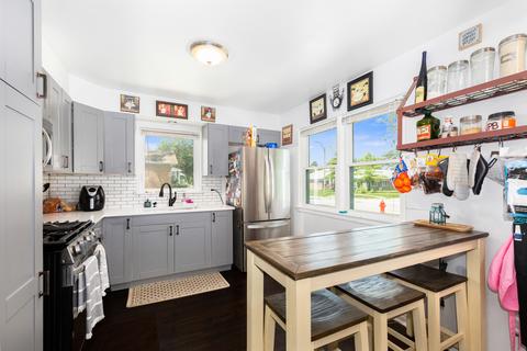 8245 44th St, Lyons, IL 60534 photo 9