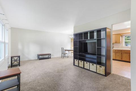 1902 Winchester Dr, Champaign, IL 61821 photo 3