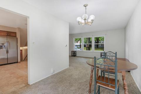 1902 Winchester Dr, Champaign, IL 61821 photo 7