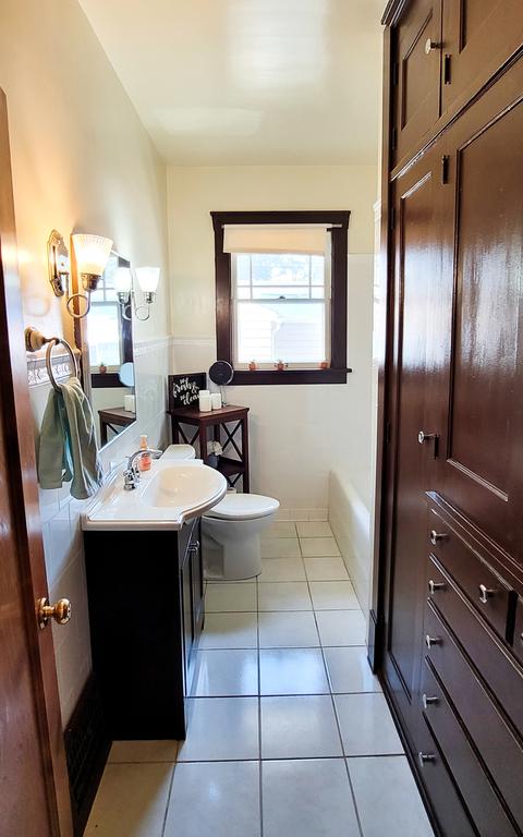 731 Cedar Ave, Elgin, IL 60120 photo 14