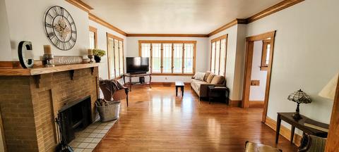 731 Cedar Ave, Elgin, IL 60120 photo 5