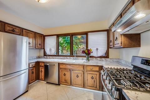 539 Tracy Ter, Des Plaines, IL 60016 photo 8