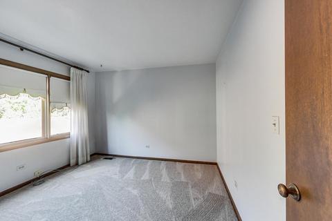 539 Tracy Ter, Des Plaines, IL 60016 photo 25