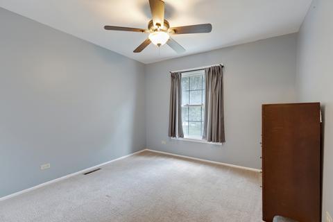 1231 Bunker Hill Ct #E, Wheaton, IL 60189 photo 15