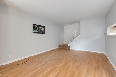 1231 Bunker Hill Ct #E, Wheaton, IL 60189 photo 6
