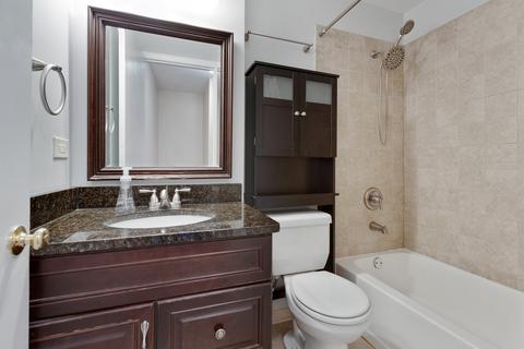 1231 Bunker Hill Ct #E, Wheaton, IL 60189 photo 16