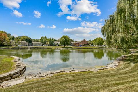 1231 Bunker Hill Ct #E, Wheaton, IL 60189 photo 23