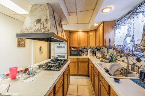 1631 E 85th St, Chicago, IL 60617 photo 14