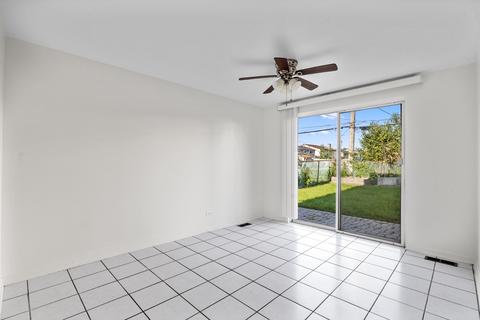9275 Dee Rd, Des Plaines, IL 60016 photo 7