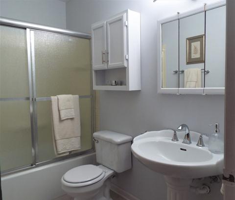 1325 Newcastle Ln, Hoffman Estates, IL 60169 photo 11