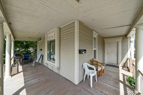 339 Ryerson Ave, Elgin, IL 60123 photo 3