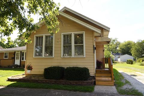 3328 Sangamon St, Steger, IL 60475 photo 1