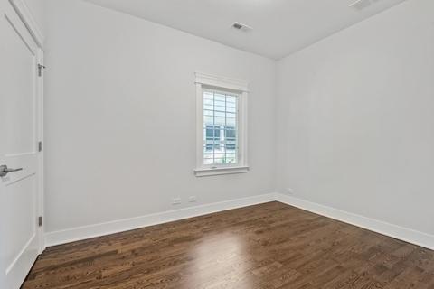 717 Brown Ave, Evanston, IL 60202 photo 13