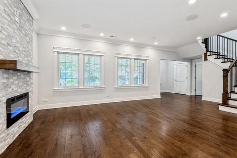 717 Brown Ave, Evanston, IL 60202 photo 4