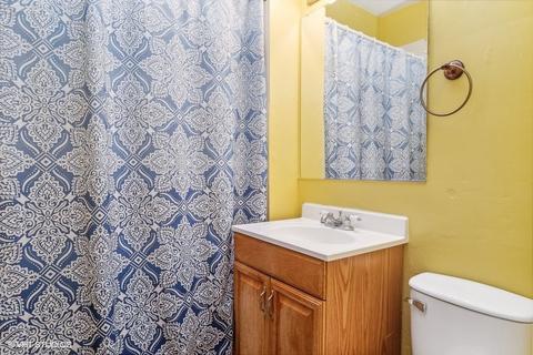346 Evans Ave, Aurora, IL 60505 photo 13