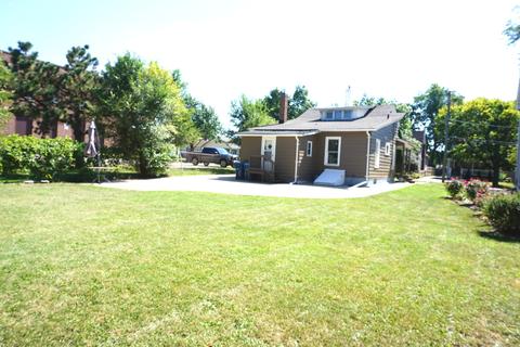 916 E Benton St, Aurora, IL 60505 photo 28