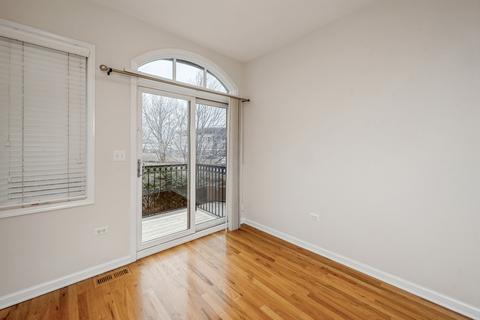 320 E 17th St, Chicago, IL 60616 photo 19